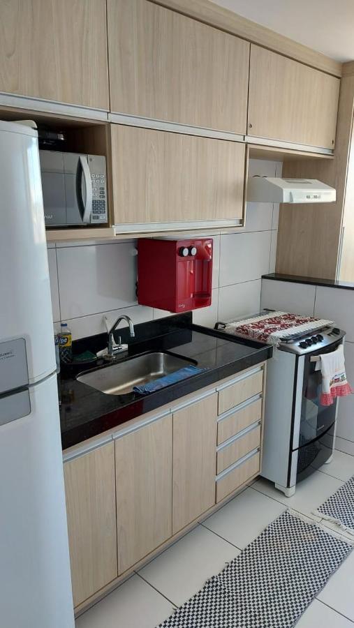 Praia do Morro: Beachfront Apartment with Pool and Wi-Fi Guarapari Exterior photo