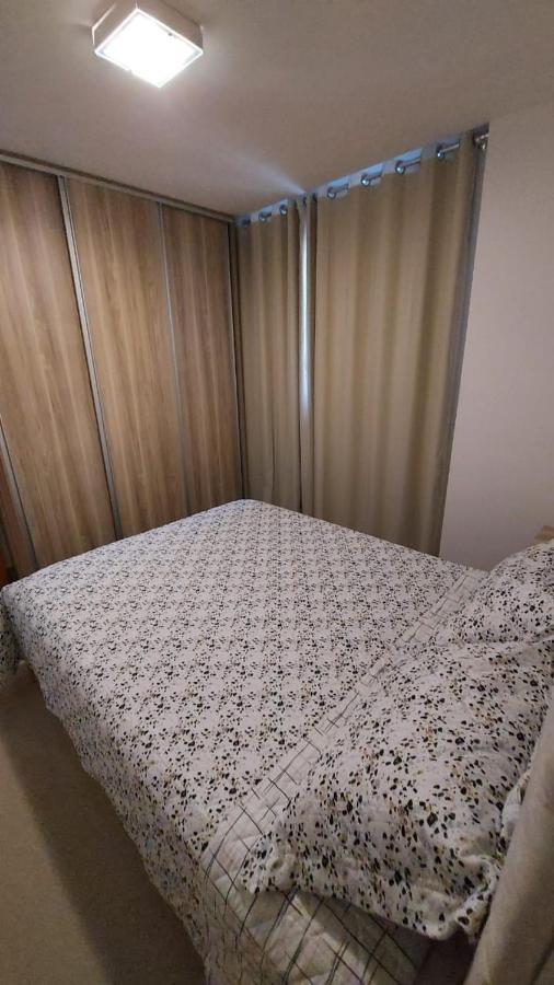 Praia do Morro: Beachfront Apartment with Pool and Wi-Fi Guarapari Exterior photo