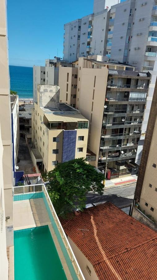 Praia do Morro: Beachfront Apartment with Pool and Wi-Fi Guarapari Exterior photo