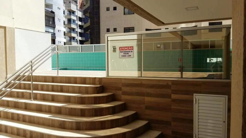 Praia do Morro: Beachfront Apartment with Pool and Wi-Fi Guarapari Exterior photo